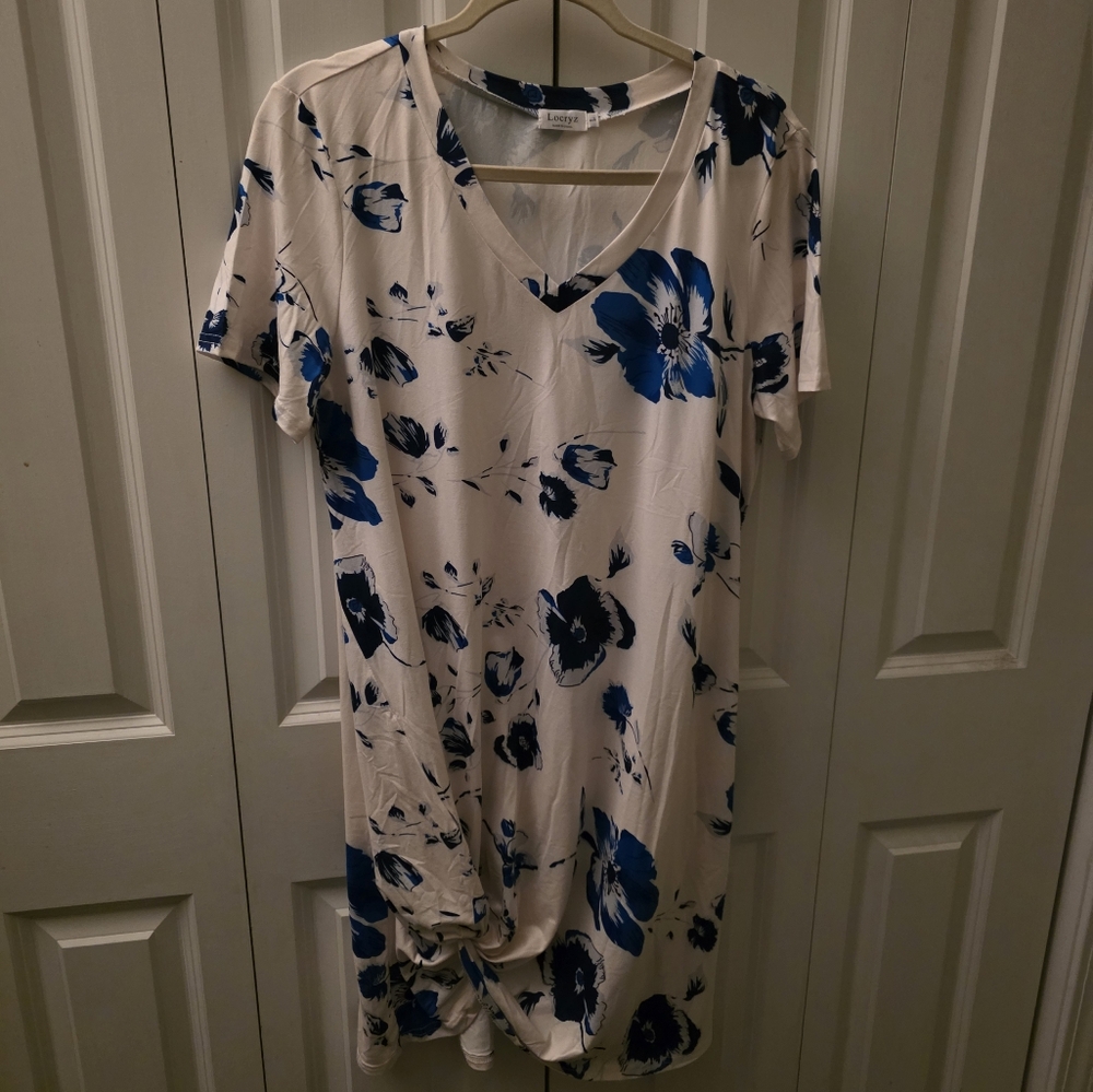 Locryz Blue Floral T Shirt Dress